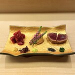 鮨 冨味 - 刺身3点盛り　鯨尾の身　つぶ貝　鰹漬け揚げ