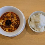 Akitapaku Hoteru - 麻婆豆腐&御飯