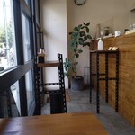 River Coffee & Gallery - 店内