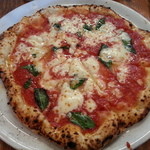 ピッツェリア ダ マッシモ - マルゲリータ（９００円）です。２０１３年９月