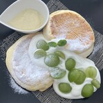 煉瓦かふぇ - シャインマスカットスフレパンケーキ（2枚）