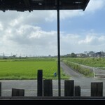 天気輪の柱 - 窓際席、ゲットだぜ〜♬