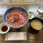 くまげら - 和牛ローストビーフ丼