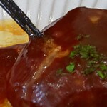 Bistro 樹 - 見えるかなぁ？じゅわっと溢れる肉汁