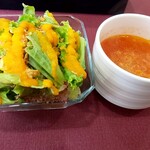 Bisutoro Itsuki - 色合いもキレイなサラダとスープ