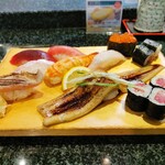 Genkainada Edomaenigiri Tsukiji Sushisen - 上にぎり