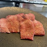 Yakiniku.ushicoco. - 