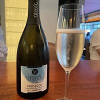 CICADA - まずはスパークリングをボトルで