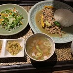 タイ料理 チャンノイ - ガパオ