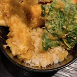 天正 - ご飯には甘めのタレが…甘党には嬉しいです♪