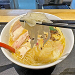 超純水採麺 天国屋 - 玉ねぎスライス