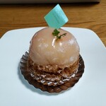マキノ - 桃のタルト　560円税込