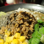 麺酒房 龍安 - 挽き肉