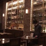 TOKYO Whisky Library - 
