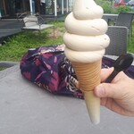 ヴィラ ルピシア スイーツショップ - 料理写真:紅茶ソフトは甘め