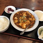 Etsuraikou - 中華定食・麻婆豆腐（800円）