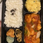 オールドハウス ラオファン - エビチリ弁当