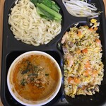 オールドハウス ラオファン - 坦々麺弁当