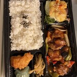 オールドハウス ラオファン - 酢豚弁当