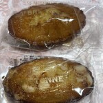 ビスキュイテリエ ブルトンヌ - 上フィナンシェ、下シトロン・ミエル