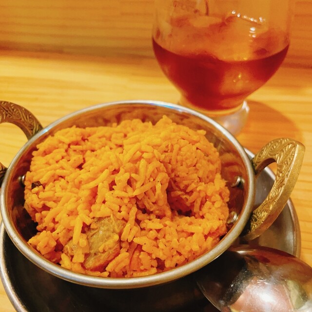 ラリグラス すみれ &ndash; 本八戸で本格インド料理を堪能