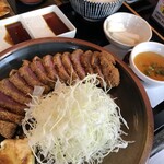 牛かつ･牛煮込み 鈴乃家 - 