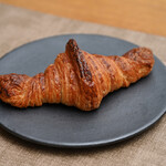 bricolage bread & co. - クロワッサン@税込380円