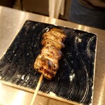 Yakitori Tsukada - 地どっこ風のモモ