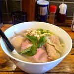 武蔵ノ麦穂 - 真鯛の特製塩そば1200円