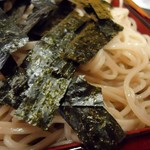 太月 - 海苔接写。