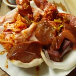 ホルモン焼 夏冬 - レバー、ハラミ、ガツ