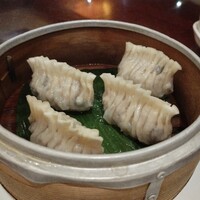 萬珍樓 本店 - ふかひれ蒸し餃子