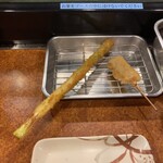 ひげ勝 - アスパラとぶた