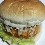 コープベーカリー - 料理写真:まんぷくプリプリエビカツバーガー