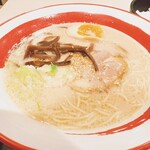 nanjousa-bisueriakudarinanjoufu-doko-to - 豚骨ラーメン