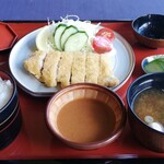 萌木の里 - 料理写真:カツ定食