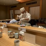 日本橋海鮮丼 つじ半 - 