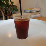 ロースト デザイン コーヒー - 本日のコーヒーをアイスで。