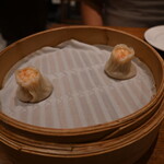 鼎泰豊 - えびと豚肉入り焼売