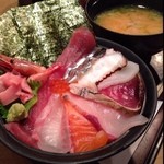 Marusa Suisan - 海鮮丼♪