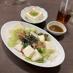 天然温泉極楽湯 - 絹豆腐のオクラやっこサラダと冷奴
