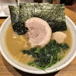 横浜家系ラーメン 満月家 - 