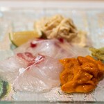 うを徳 - 2023.8 お造り（京都産引き上げ湯葉、富津産0.9kgサイズ真鯛、明石産2.3kgサイズ真鯛、利尻産バフンウニ）