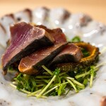 うを徳 - 2023.8 気仙沼産鰹（かつお）藁焼き大蒜醤油・ゴーヤ唐揚げ・かいわれ大根