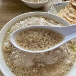 中華亭 - 大油スープ