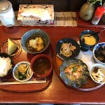 きっちん百音 - 料理写真:日替りおたのしみランチ　1000円