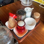 麺也オールウェイズ - 卓上