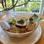 らぁ麺屋まるみ - 和風冷やし(平打ちストレート麺) ¥850