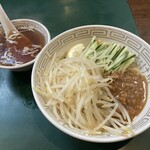 おけ以 - 炸醤麺「ヂャヂャンメン」(860円)