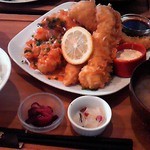 フルカワ食堂 - ハーフ＆ハーフ　　エビ揚げと天とり